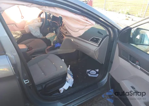 2018 Hyundai Elantra Se из США, поврежденный, VIN KMHD74LF4JU607187